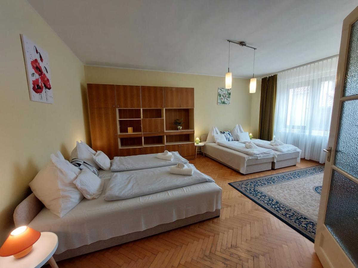 Barbara Apartmanhaz Apartment Keszthely Luaran gambar